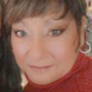 Meet your Posher, Holly